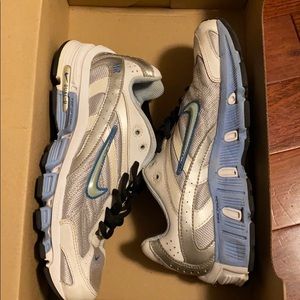 WOMENS NIKE AIR DUAL-D PHYLON RUNNING SHOES SIZE 6